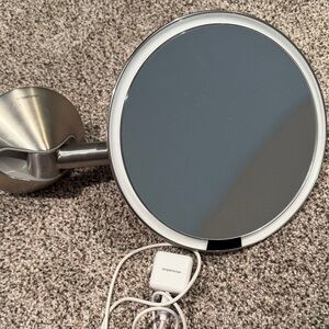 simplehuman Round LED Wall Mirror in Brushed Nickel and White